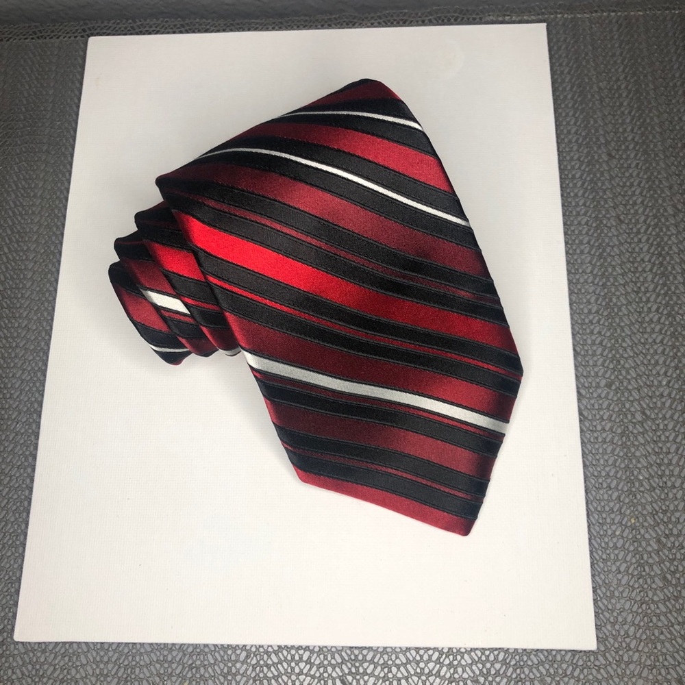 Tie